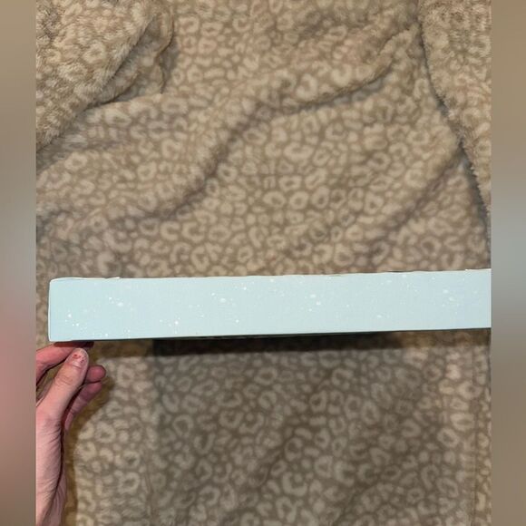 CHRISTMAS DECOR 🎅🏻🐾❄️ - Picture 2 of 3